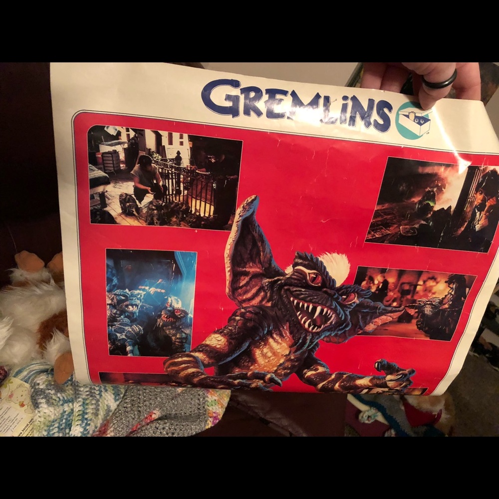 1984 Gizmo & double sided Gremlins poster! EUC